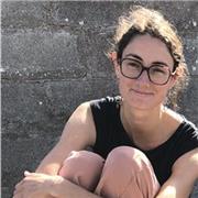 Professeur particulier peut aider aux devoirs, soutenir dans une matière comme les sciences